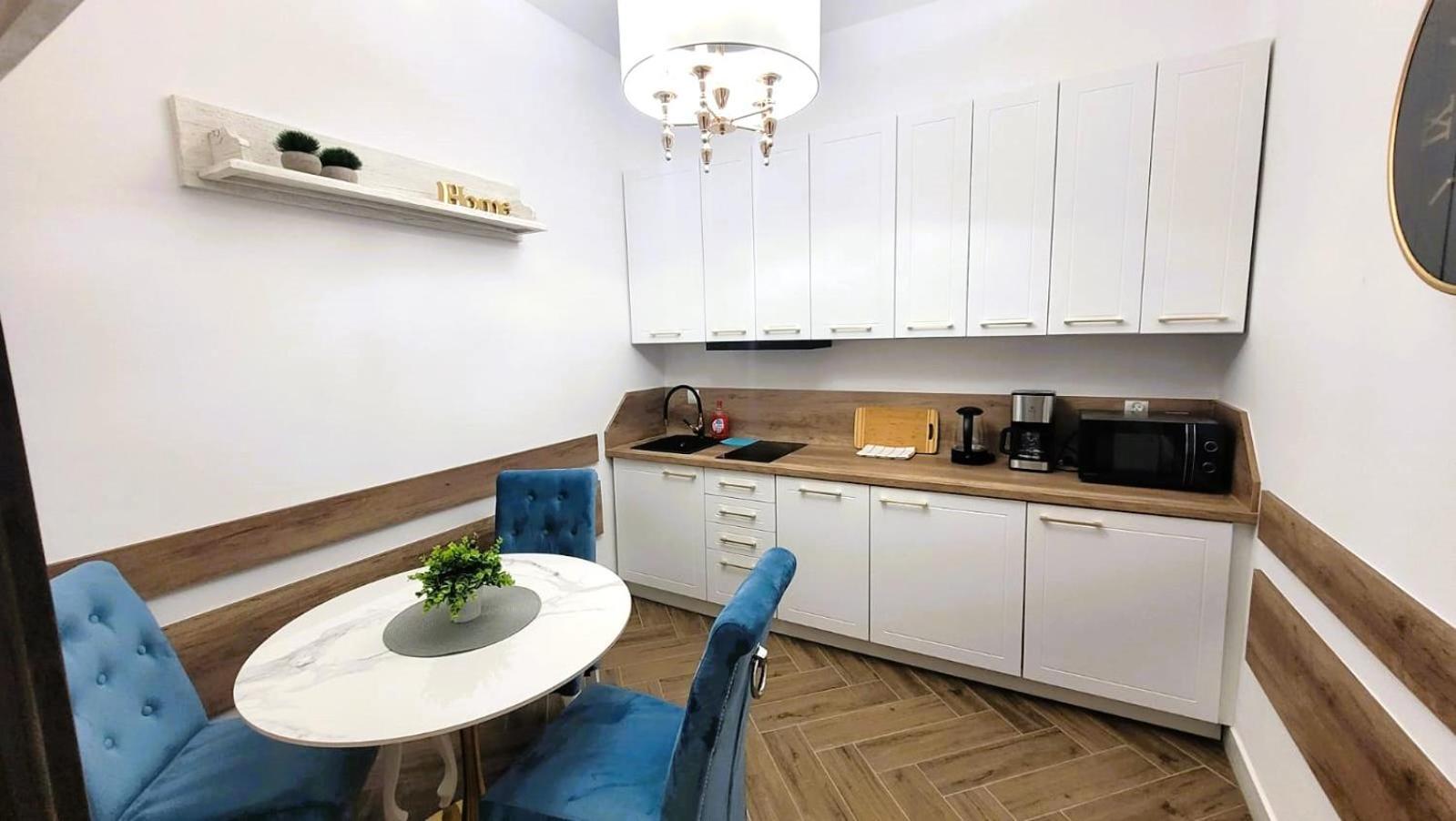 Jaracza 28 Nr 3 * Słupsk
